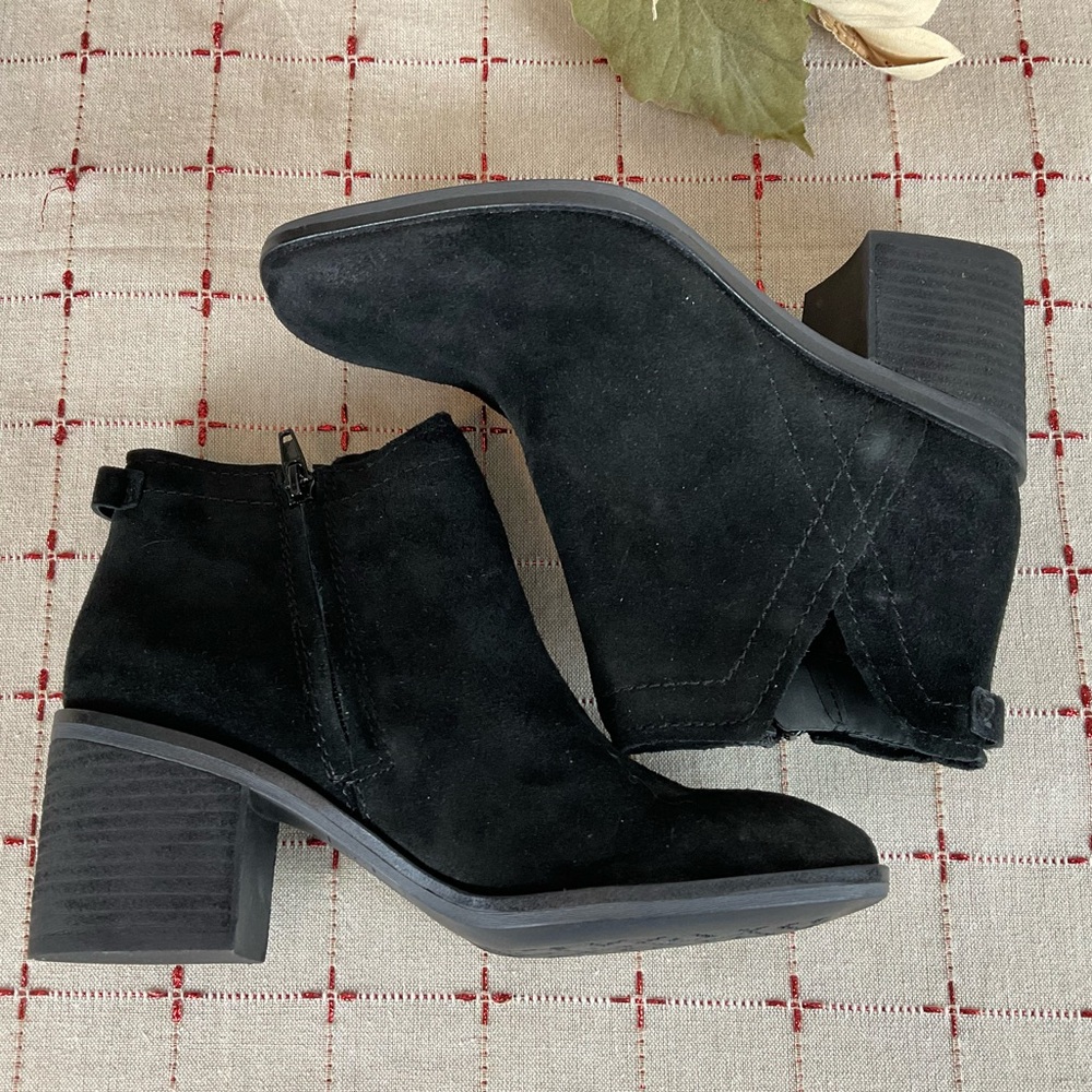 Zodiac “Larsen” Black Suede Ankle Boots Sz 6 Arch Support Comfy Booties NWOB - Picture 6 of 7